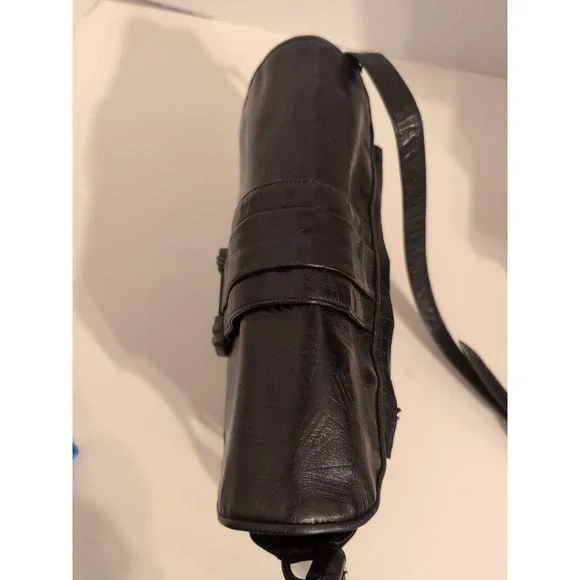 Vintage Sharif Black Reptile Embossed Leather Crossbody‎ Bag - Picture 14 of 16